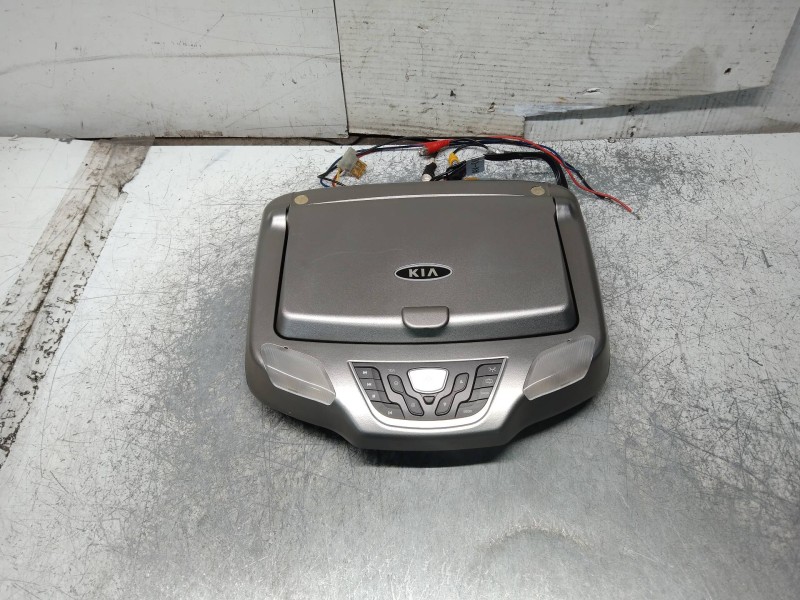 Recambio de pantalla multifuncion para kia carnival ii 2.9 cdri executive referencia OEM IAM   