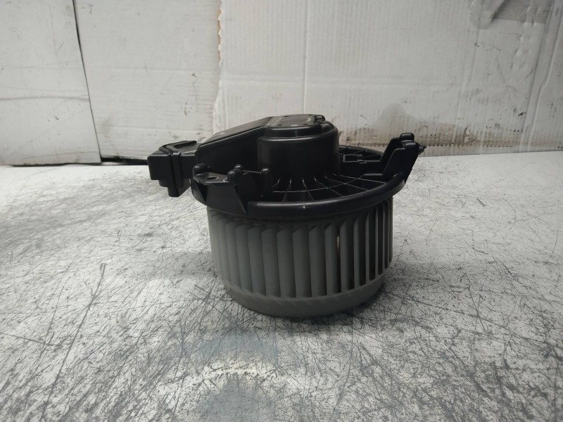 Recambio de motor calefaccion para suzuki swift berlina (mz) gl (3-ptas.) referencia OEM IAM AV2727000311  