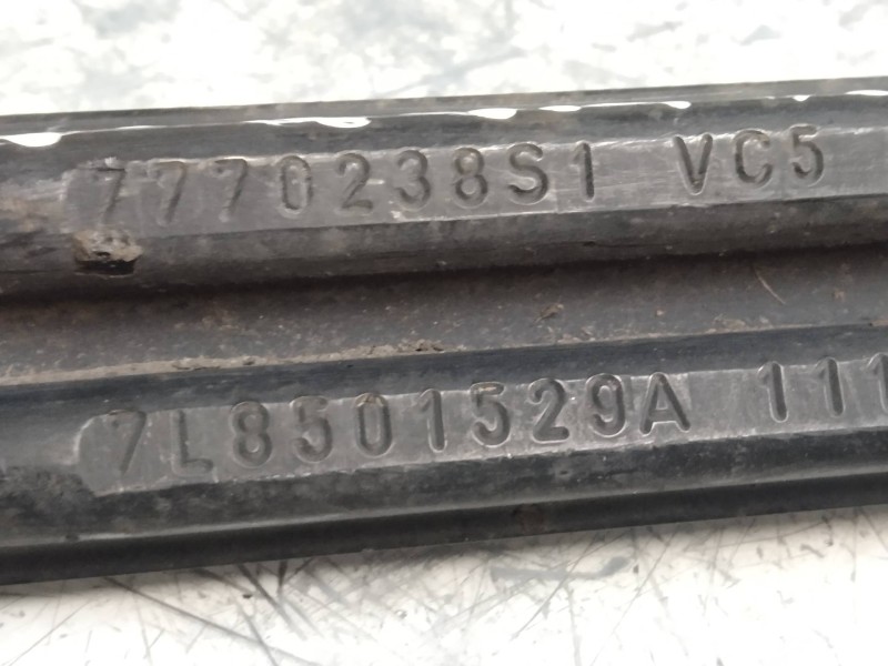 Recambio de tirante trasero derecho para audi q7 (4l) 3.0 v6 24v tdi referencia OEM IAM 7L8501529A  