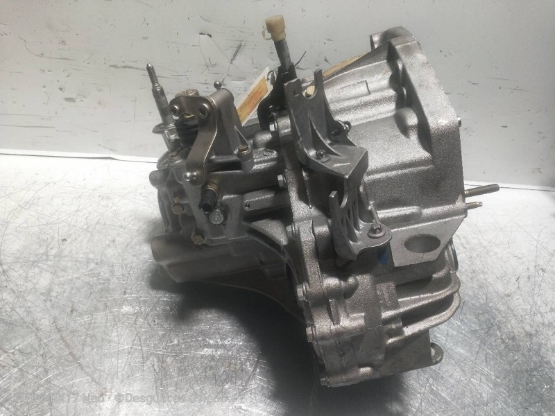 Recambio de caja cambios para renault megane ii classic berlina 2.0 referencia OEM IAM ND0014 A010083 
