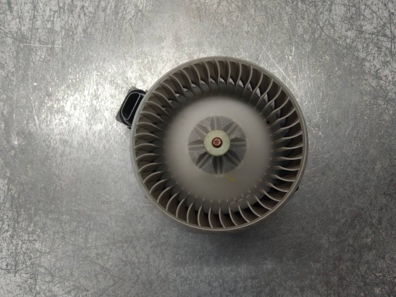 Recambio de motor calefaccion para suzuki swift berlina (mz) gl (3-ptas.) referencia OEM IAM AV2727000311  