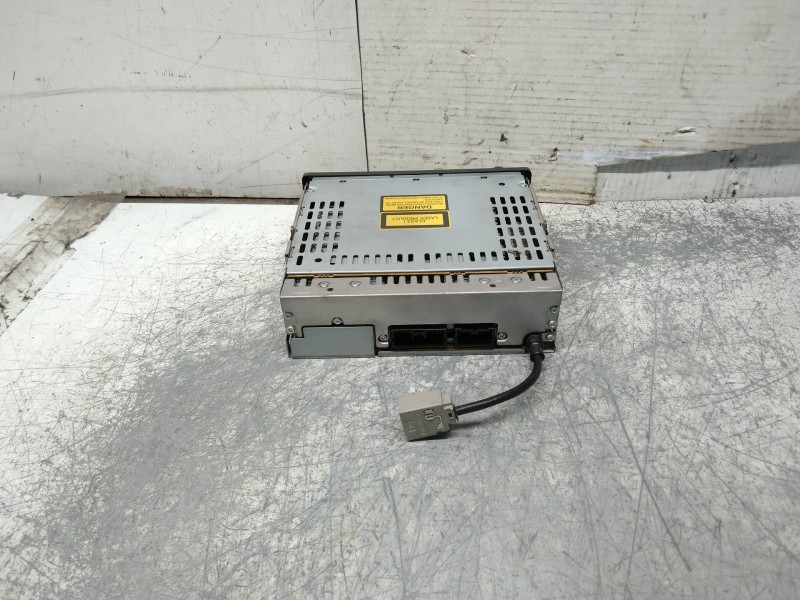 Recambio de sistema audio / radio cd para volvo s40 berlina 1.8i referencia OEM IAM 8633020  