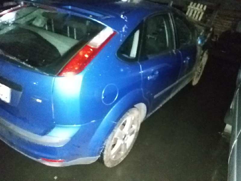 ford focus berlina (cap) del año 2006