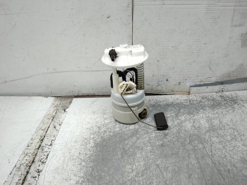 Recambio de bomba combustible para nissan micra (k12e) plus (d) referencia OEM IAM 0975667990002 17040AX000HD 