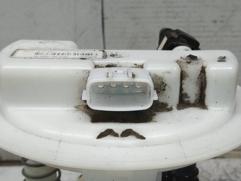 Recambio de bomba combustible para nissan micra (k12e) plus (d) referencia OEM IAM 0975667990002 17040AX000HD 