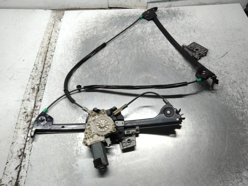 Recambio de elevalunas delantero derecho para peugeot 206 cc cc referencia OEM IAM 9648636980  2P