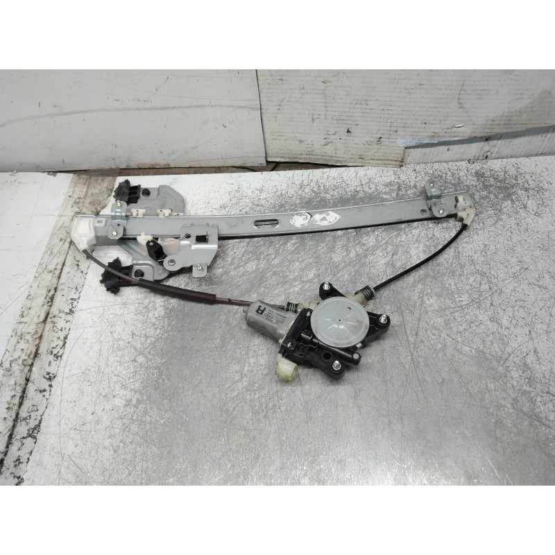 Recambio de elevalunas trasero derecho para kia carnival ii 2.9 cdri executive referencia OEM IAM 824604D020 2621003590 5P