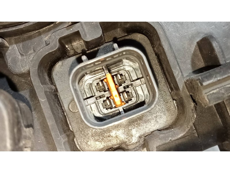 Recambio de faro izquierdo para kia carnival ii 2.9 cdri executive referencia OEM IAM 921014D0XX  