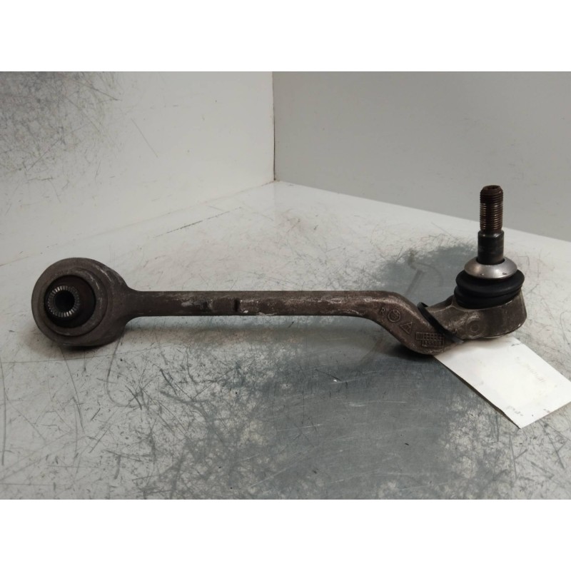 Recambio de brazo suspension inferior delantero derecho para bmw serie 1 berlina (e81/e87) 116d referencia OEM IAM   