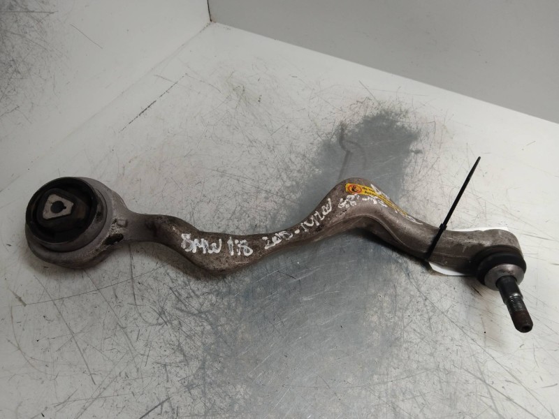 Recambio de brazo suspension inferior delantero izquierdo para bmw serie 1 berlina (e81/e87) 118d referencia OEM IAM   