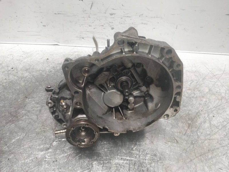 Recambio de caja cambios para volkswagen polo (867/871/873) 1.05 referencia OEM IAM AKV 061072  Recambio de caja cambios para volkswagen polo (867/871/873) 1.05 referencia OEM IAM AKV 061072