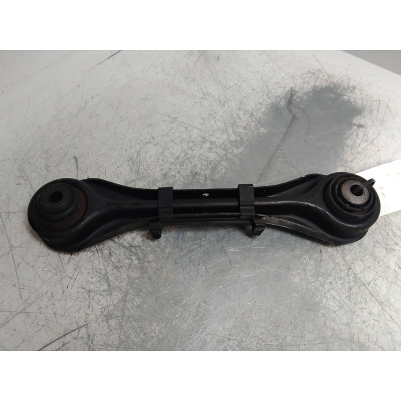Recambio de tirante trasero derecho para bmw serie 1 berlina (e81/e87) 2.0 turbodiesel cat referencia OEM IAM   