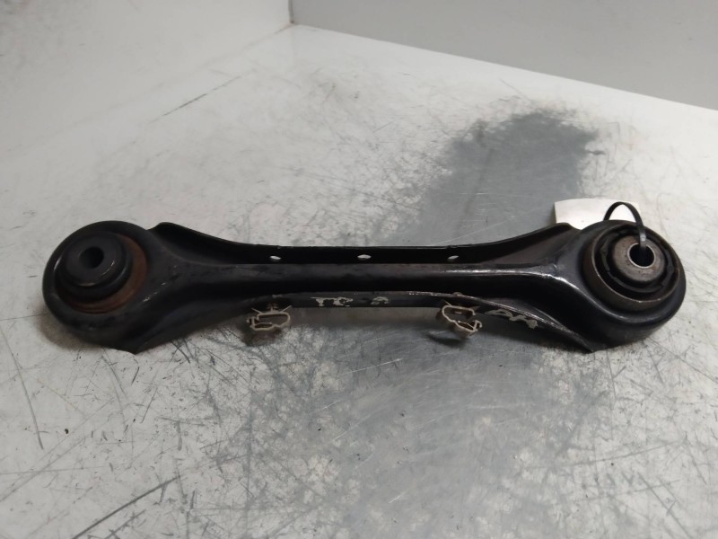 Recambio de tirante trasero derecho para bmw serie 3 berlina (e90) 2.0 16v cat referencia OEM IAM   