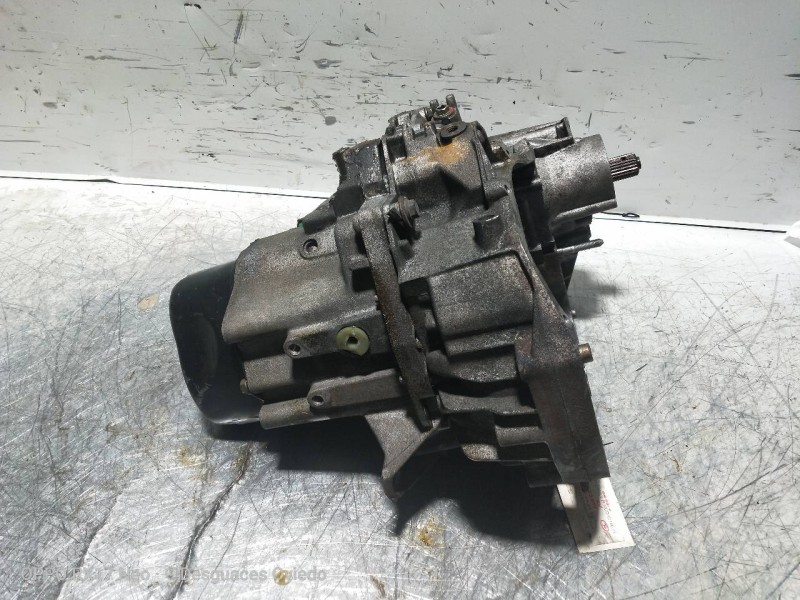 Recambio de caja cambios para renault 19 (b/c/l53) referencia OEM IAM JB3094 C005679 