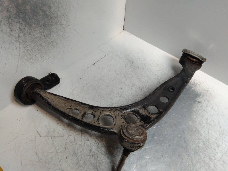 Recambio de brazo suspension inferior delantero derecho para bmw serie 3 berlina (e36) 318tds referencia OEM IAM   