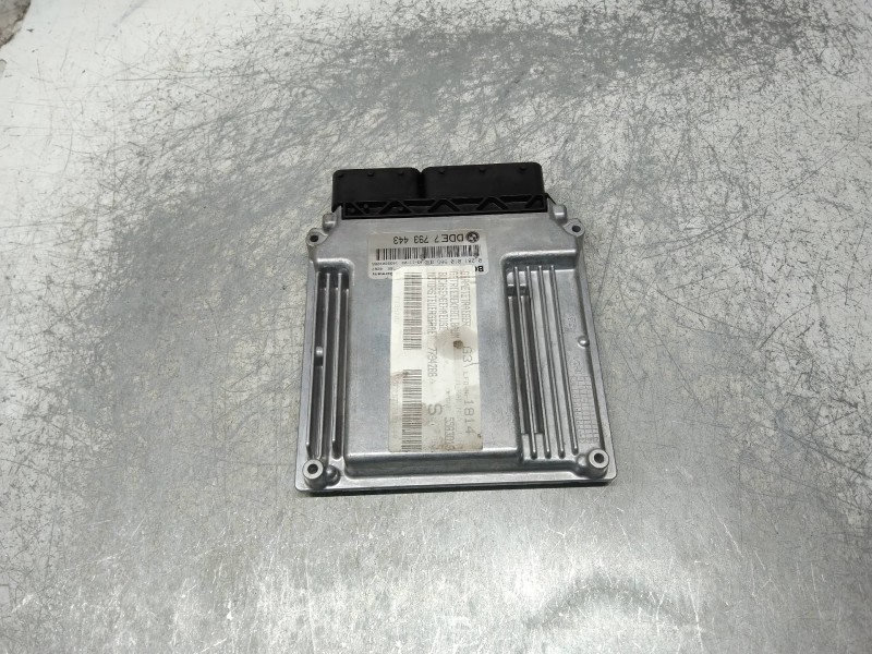 Recambio de centralita motor uce para bmw serie 3 berlina (e46) 320d referencia OEM IAM 0281010565 DDE7793443 