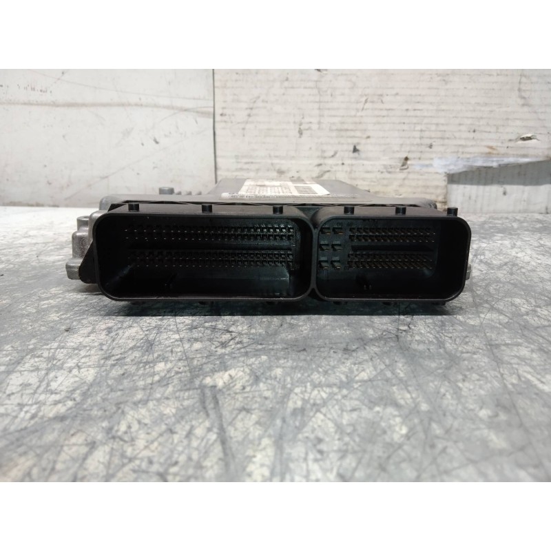 Recambio de centralita motor uce para bmw serie 3 berlina (e46) 320d referencia OEM IAM 0281010565 DDE7793443 