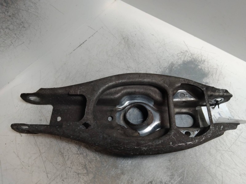 Recambio de brazo suspension inferior trasero derecho para bmw serie 3 berlina (e90) 320d referencia OEM IAM   