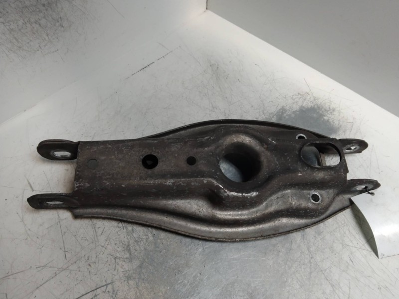 Recambio de brazo suspension inferior trasero izquierdo para bmw serie 3 berlina (e90) 320d referencia OEM IAM   