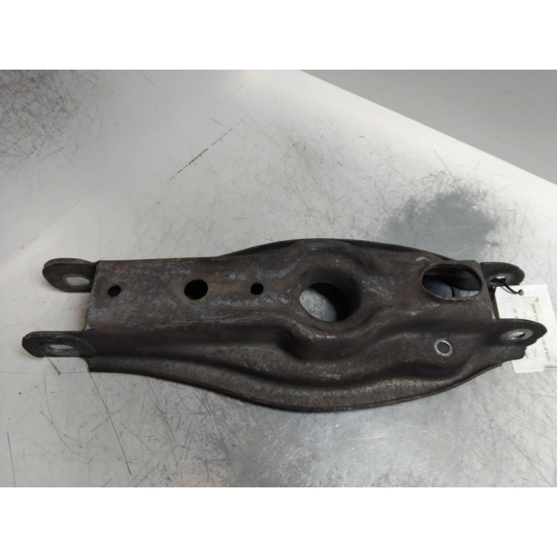 Recambio de brazo suspension inferior trasero izquierdo para bmw serie 3 touring (e91) 2.0 16v diesel referencia OEM IAM   