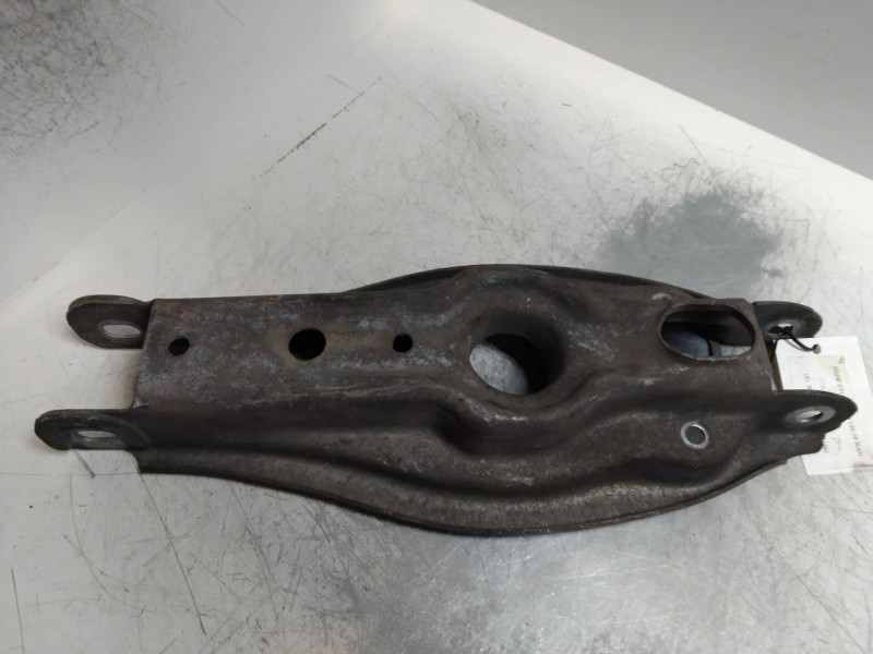 Recambio de brazo suspension inferior trasero izquierdo para bmw serie 3 touring (e91) 2.0 16v diesel referencia OEM IAM   