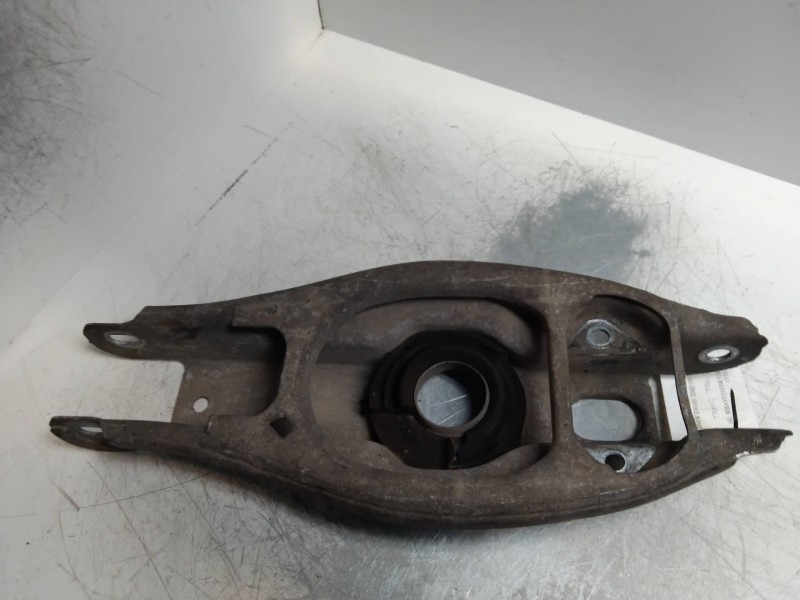 Recambio de brazo suspension inferior trasero izquierdo para bmw serie 3 touring (e91) 2.0 16v diesel referencia OEM IAM   