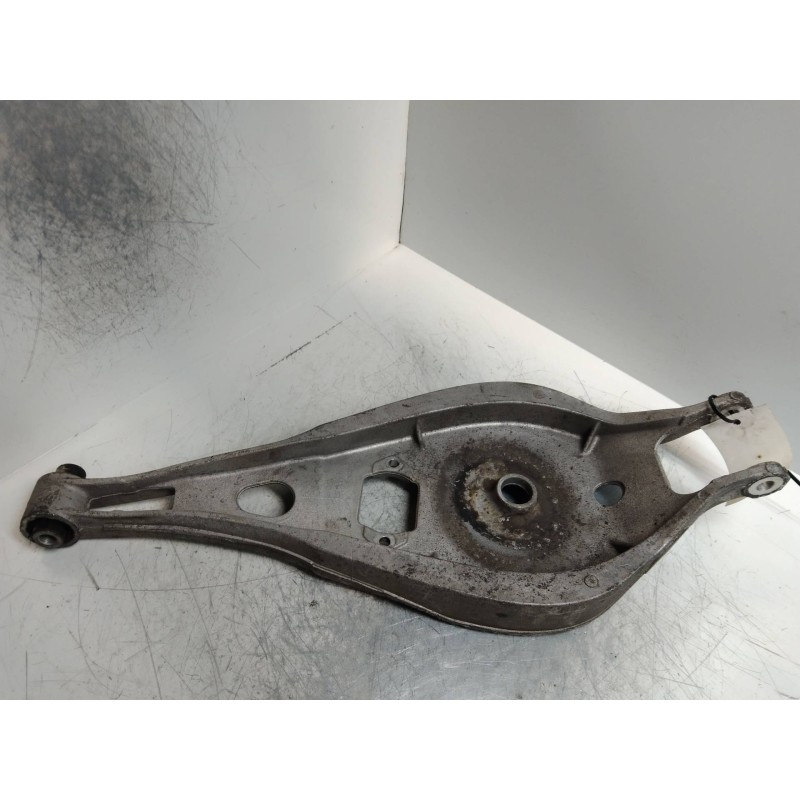 Recambio de brazo suspension inferior trasero izquierdo para bmw serie 3 berlina (e46) 2.0 16v diesel cat referencia OEM IAM 109