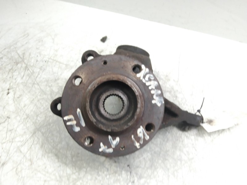 Recambio de mangueta delantera izquierda para citroen xsara berlina 1.6 referencia OEM IAM   