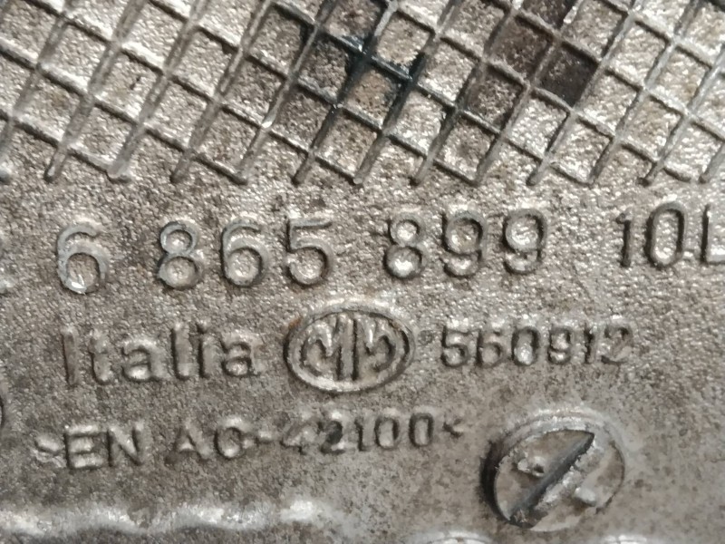 Recambio de brazo suspension inferior trasero izquierdo para bmw serie 5 lim. (f10) 520d referencia OEM IAM 6865899  