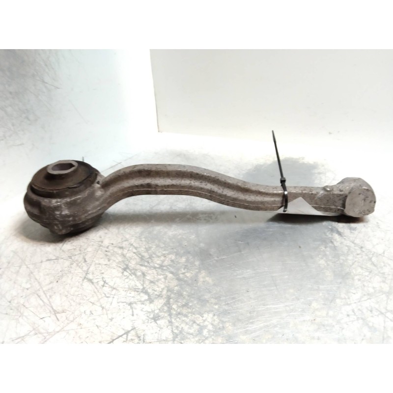 Recambio de brazo suspension inferior delantero izquierdo para mercedes clase c (w203) familiar 2.2 cdi cat referencia OEM IAM  