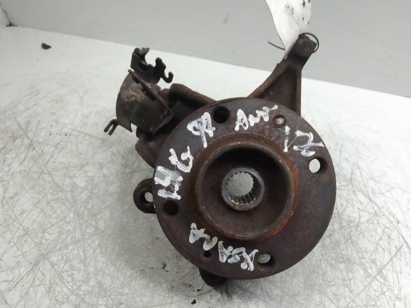 Recambio de mangueta delantera izquierda para citroen xsara berlina 1.4i lx referencia OEM IAM   