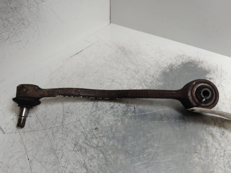 Recambio de brazo suspension inferior delantero derecho para bmw serie 7 (e32) 735i referencia OEM IAM 1253047  