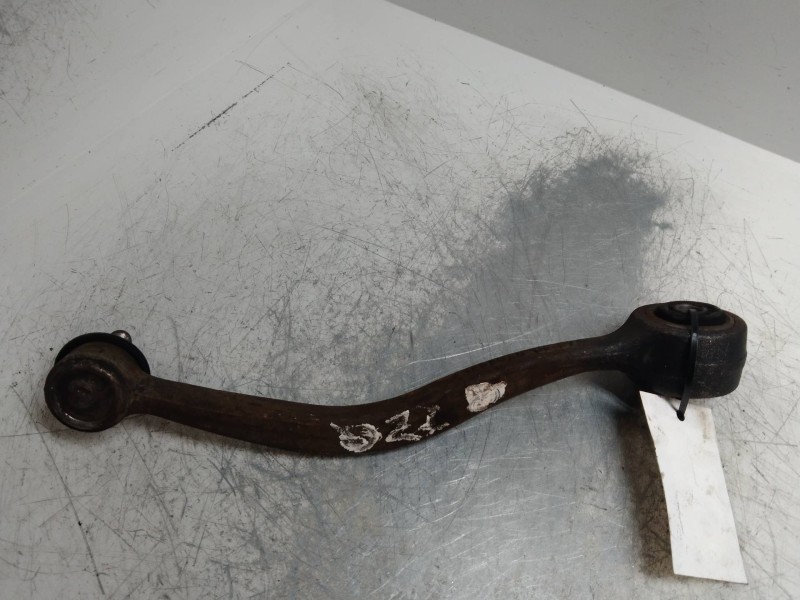 Recambio de brazo suspension inferior delantero izquierdo para bmw serie 7 (e32) 735i referencia OEM IAM 1253048  