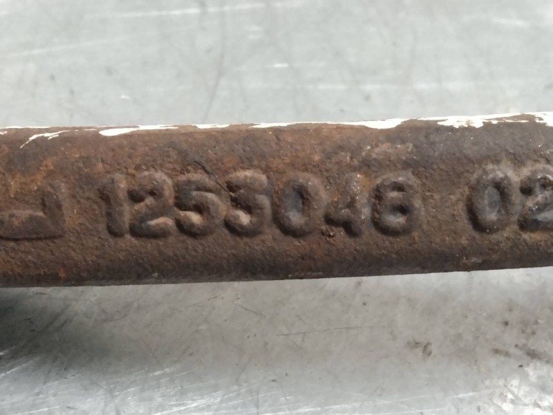 Recambio de brazo suspension inferior delantero izquierdo para bmw serie 7 (e32) 735i referencia OEM IAM 1253048  