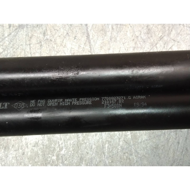 Recambio de amortiguadores maletero / porton para renault laguna (b56) 2.0 anade referencia OEM IAM 7700823271  500N