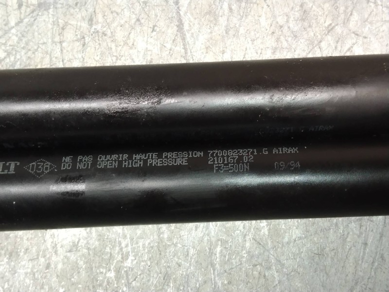 Recambio de amortiguadores maletero / porton para renault laguna (b56) 2.0 anade referencia OEM IAM 7700823271  500N