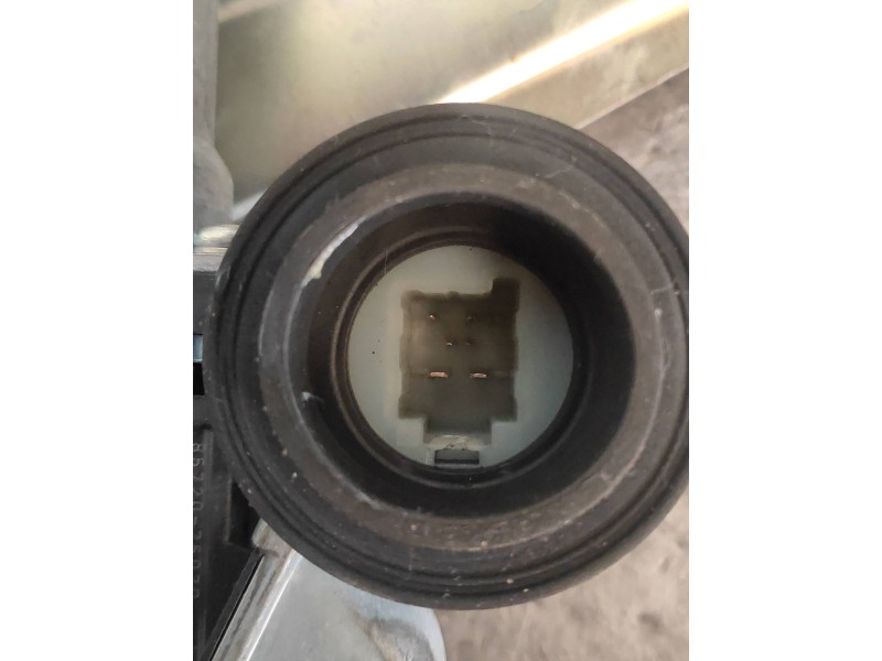 Recambio de elevalunas trasero derecho para lexus ct 200h referencia OEM IAM 8572075070 0620202450 