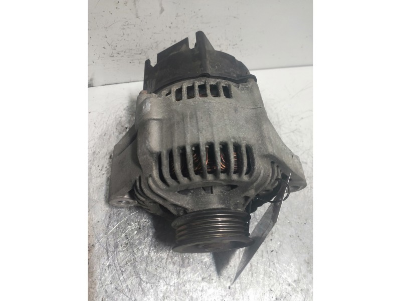Recambio de alternador para smart forfour forfour blackbasic referencia OEM IAM 63321568  