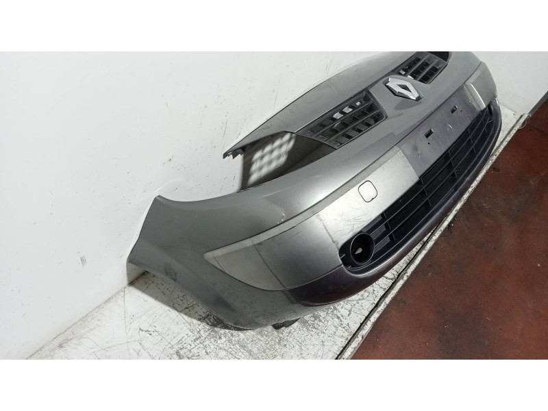 Recambio de paragolpes delantero para renault scenic ii confort dynamique referencia OEM IAM   