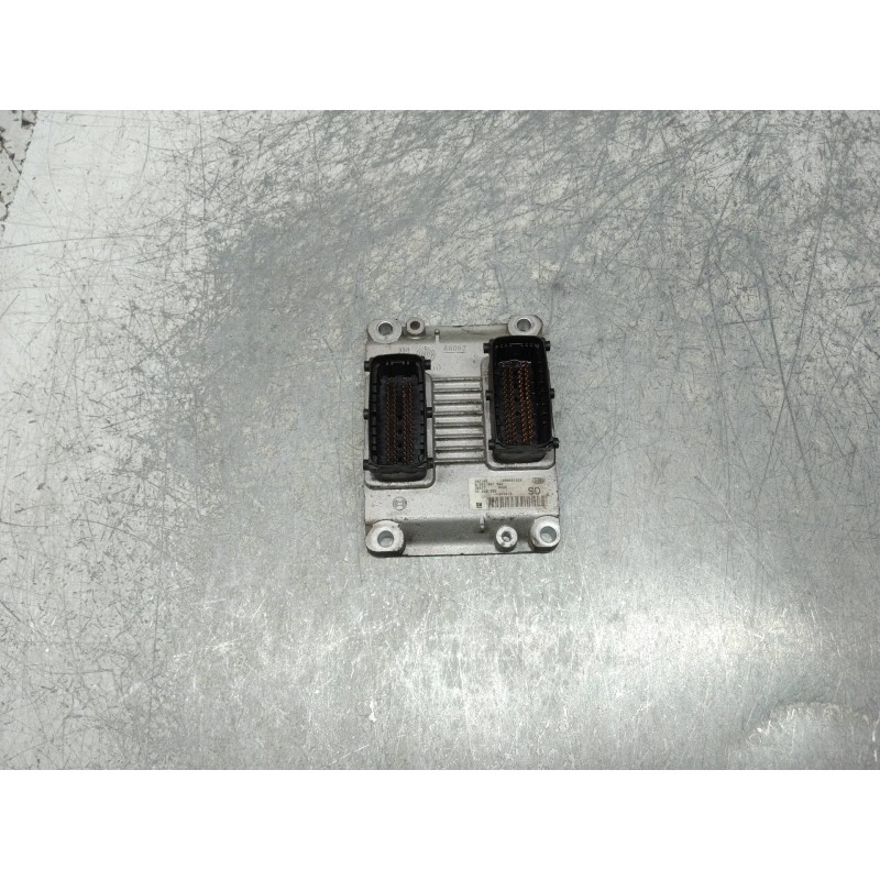 Recambio de centralita motor uce para opel corsa c cosmo referencia OEM IAM 0261207962 55350552 SD