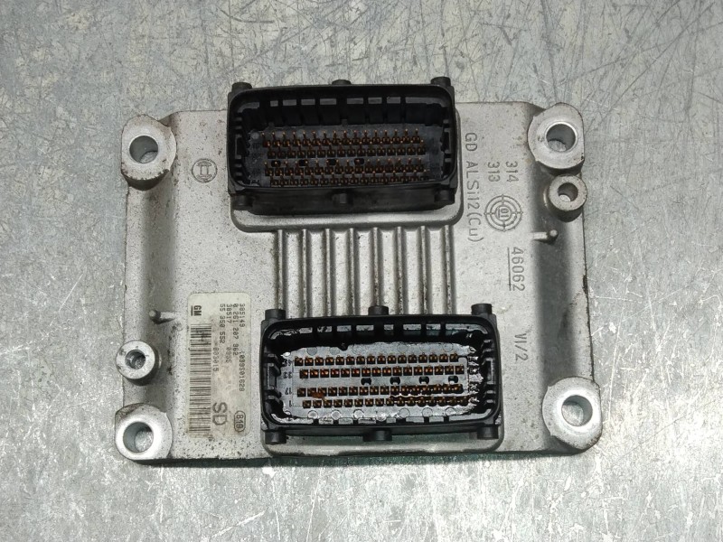 Recambio de centralita motor uce para opel corsa c cosmo referencia OEM IAM 0261207962 55350552 SD