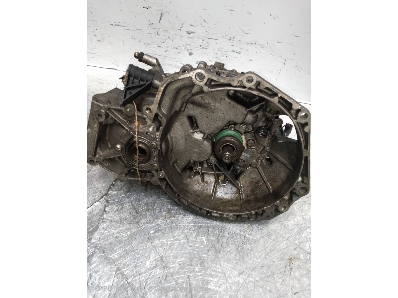 Recambio de caja cambios para saab 900 berlina referencia OEM IAM FM53501 S33171 P49975