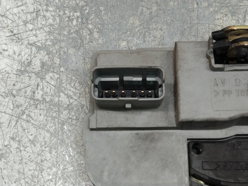 Recambio de motor cierre centralizado delantero derecho para peugeot 206 cc cc referencia OEM IAM   2P