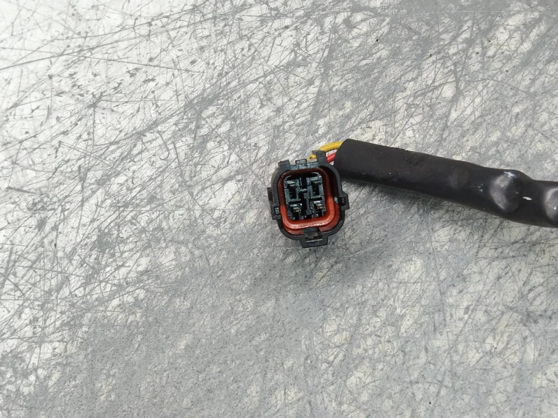 Recambio de motor cierre centralizado delantero izquierdo para kia carnival ii 2.9 cdri executive referencia OEM IAM   5P