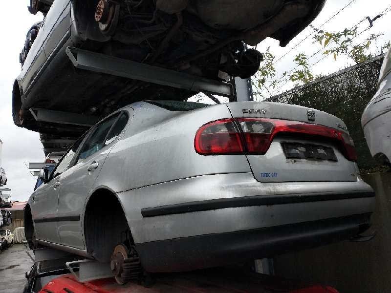 seat toledo (1m2) del año 2001