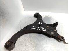Recambio de brazo suspension inferior delantero izquierdo para kia carens (un) 2.0 crdi referencia OEM IAM   