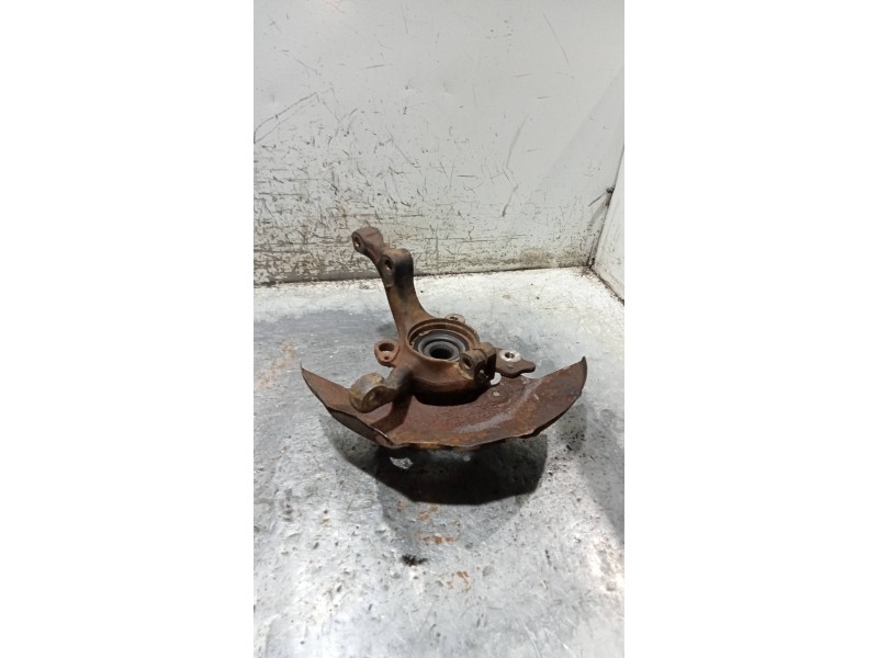 Recambio de mangueta delantera izquierda para volkswagen passat berlina (312) cl referencia OEM IAM   