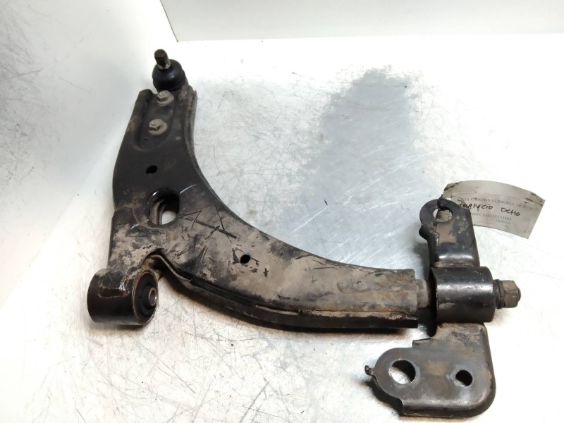 Recambio de brazo suspension inferior delantero derecho para kia carens 2.0 turbodiesel cat referencia OEM IAM   