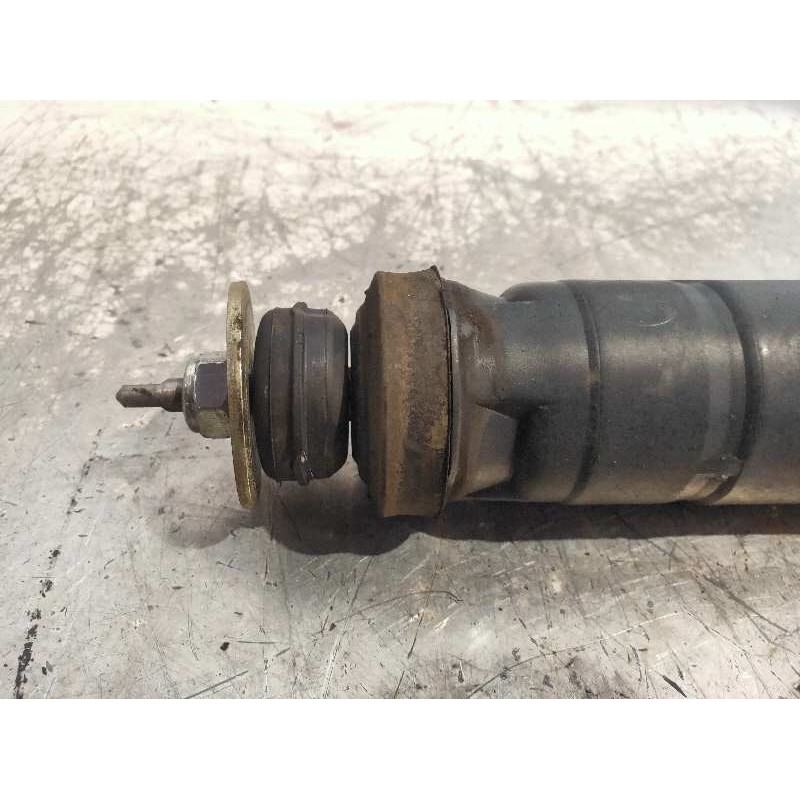 Recambio de amortiguador trasero derecho para mercedes clase clk (w209) coupe 200 compressor (209.342) referencia OEM IAM 209326
