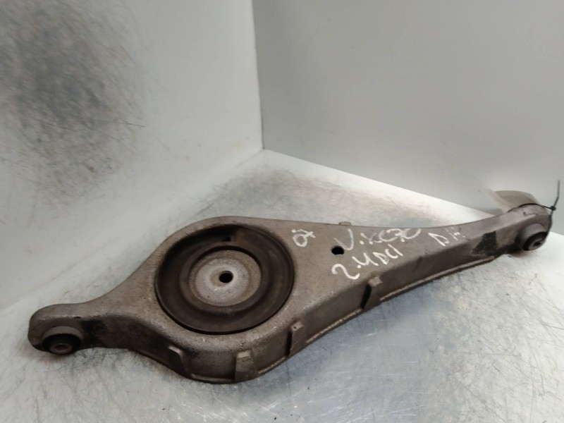 Recambio de brazo suspension inferior trasero derecho para volvo xc70 referencia OEM IAM   